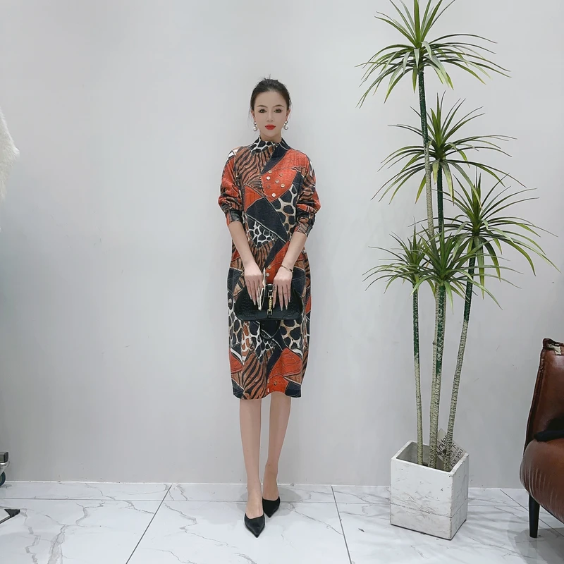 5974老钱风拼接数码5D印花设计师秋冬长款提花轻奢针织连衣裙