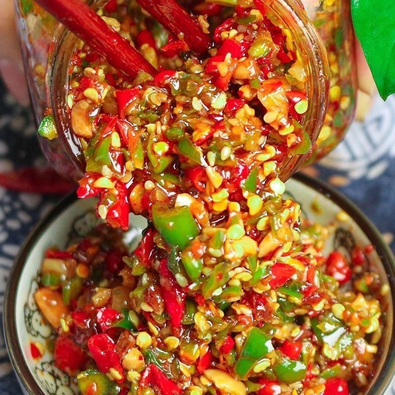 湖南特产剁椒辣椒酱超辣特辣蒜蓉青红剁椒酱下饭菜瓶装蒜香辣椒酱