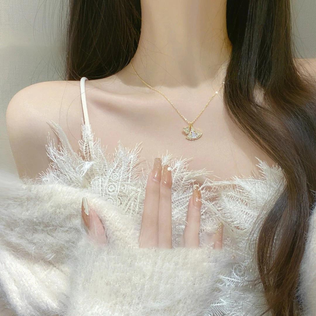 钛钢项链 银杏叶项链女款气质不掉色寓意三生有幸轻奢锁骨链饰品