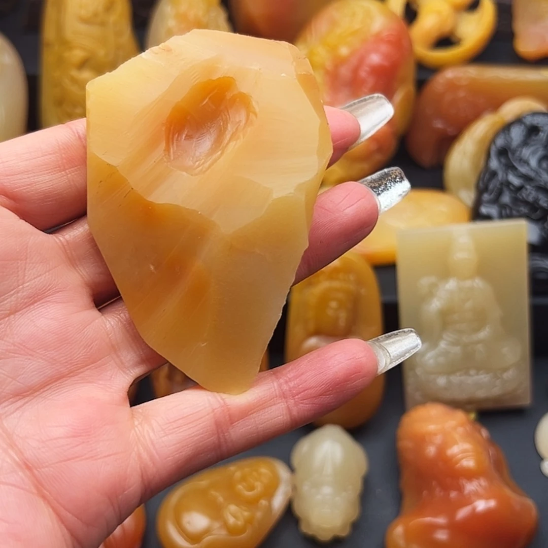 【闪购商品】石英质玉黄蜡石原石未镶嵌A***玉