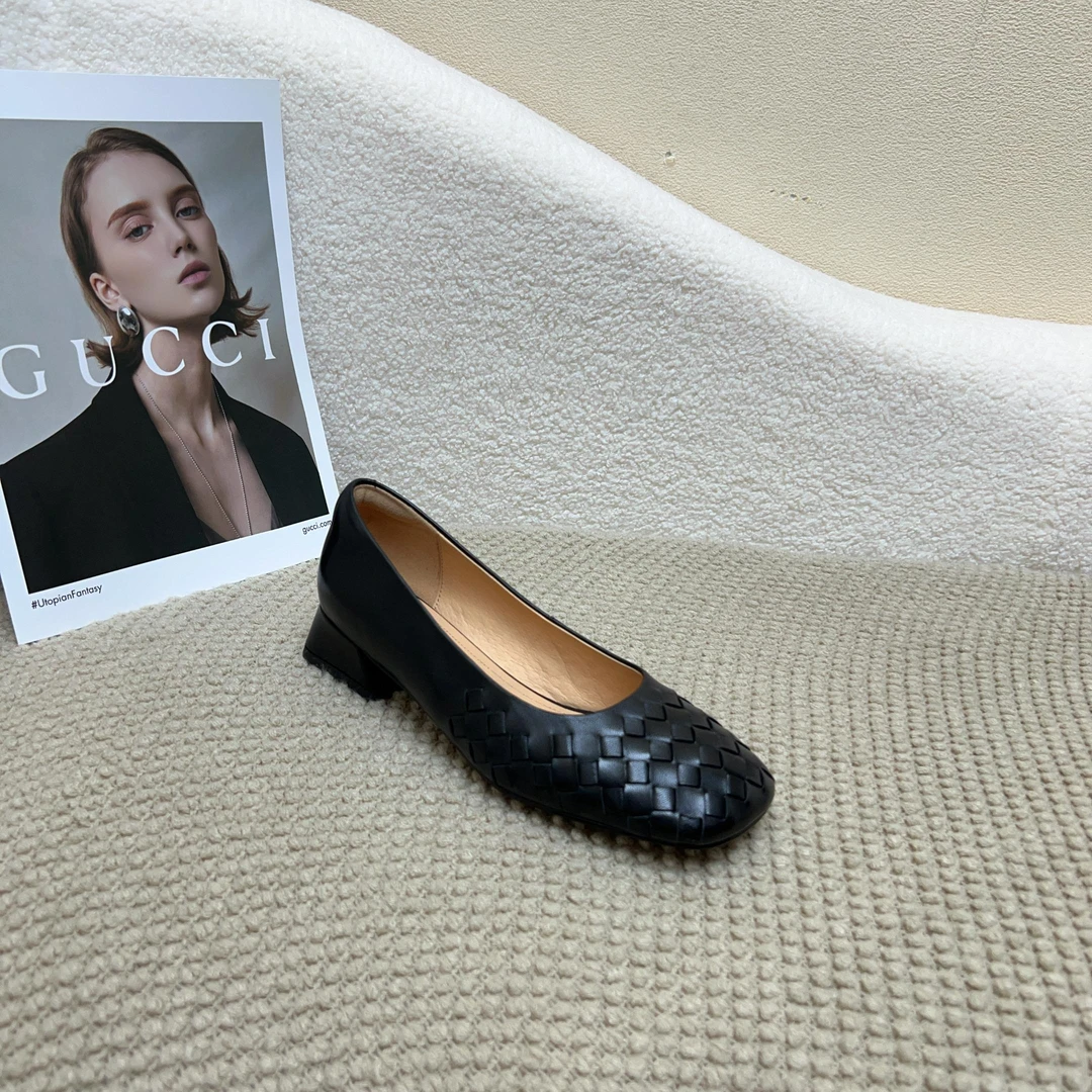 2024秋季新款 大方头BV风编织低跟休闲软底单鞋女 058-785