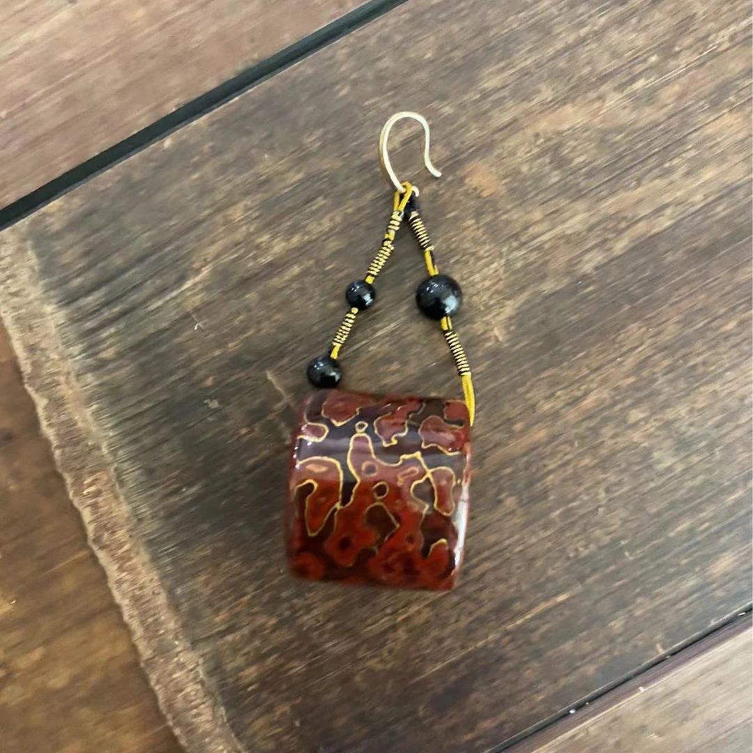 非金属木质耳饰 21GL12-1