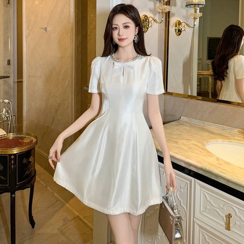 21309连衣裙显瘦气质复古小众收腰法式名媛时尚蕾丝设计感修身