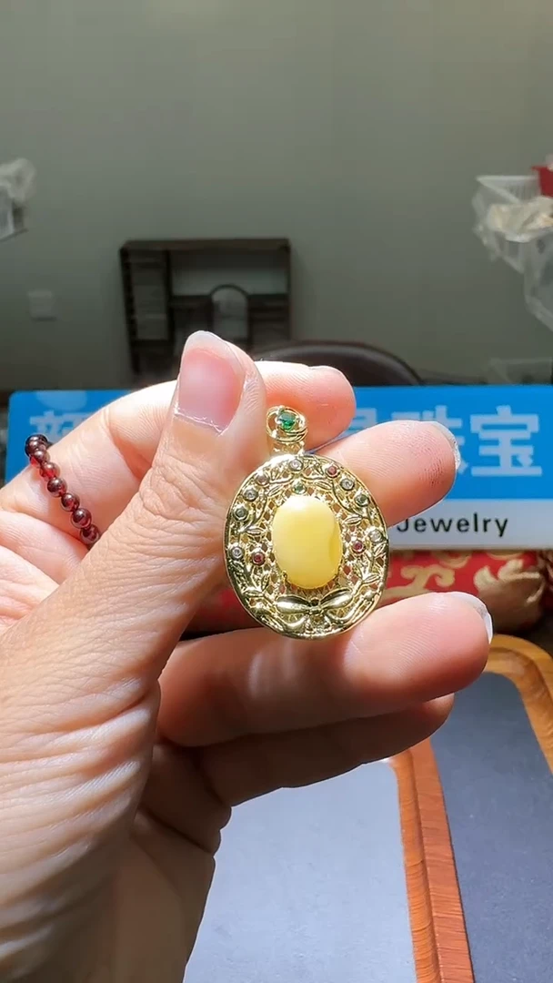 【闪购商品】蜜蜡颈饰未镶嵌557