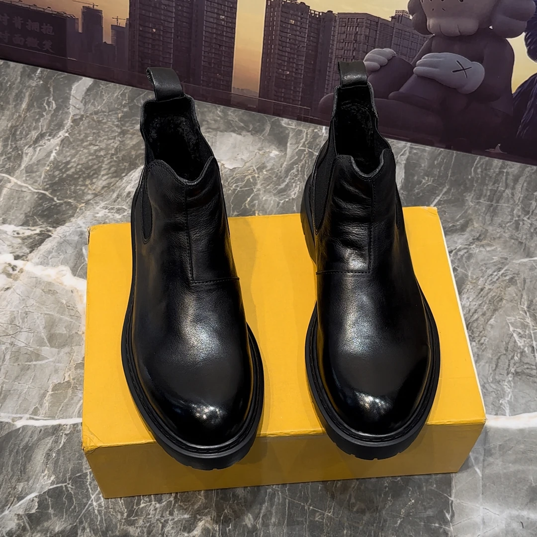 秋冬潮流韩版时尚真皮短靴休闲百搭男鞋