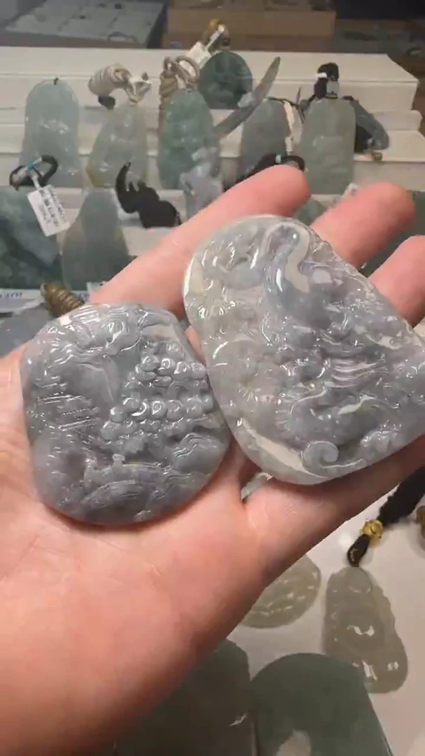 【闪购商品】翡翠颈饰未镶嵌