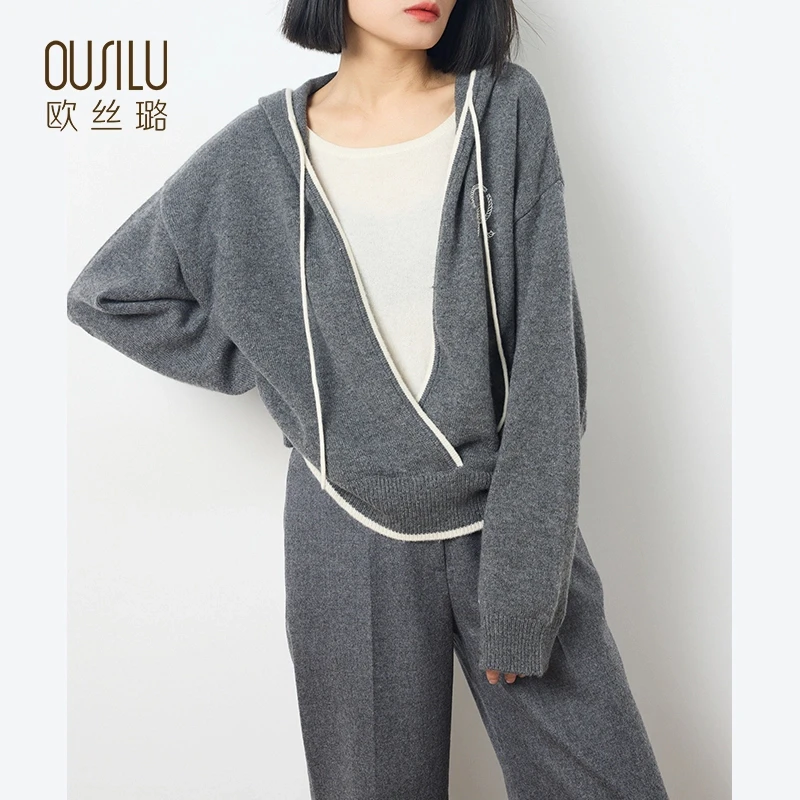 14179欧丝璐24秋冬新款100%纯山羊绒连帽加厚假二件套头衫女毛衣