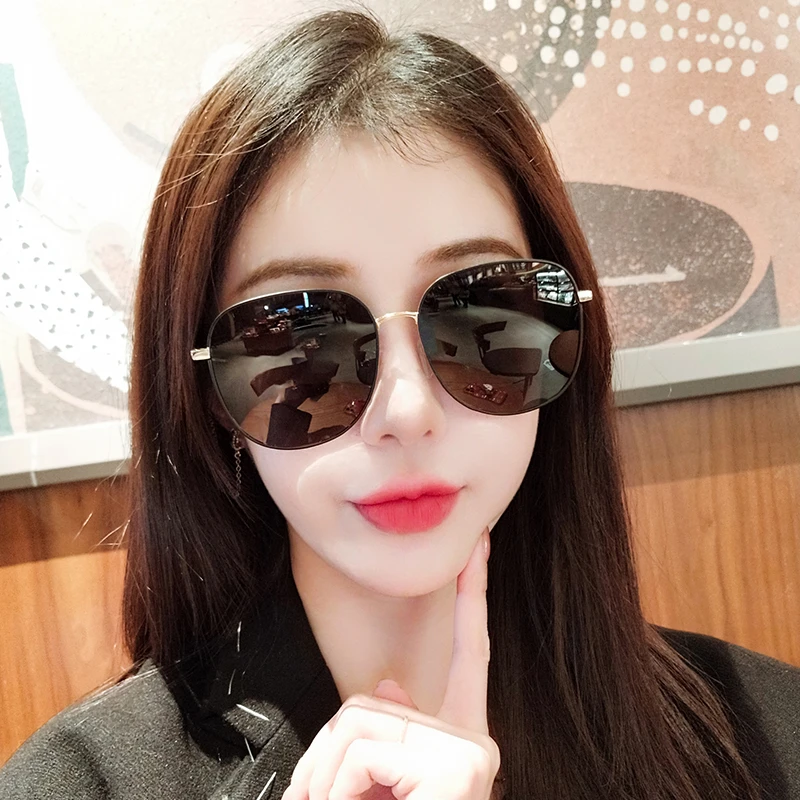 2025新款韩版潮墨镜女士大脸圆脸显瘦防紫外线偏光太阳镜开车专用