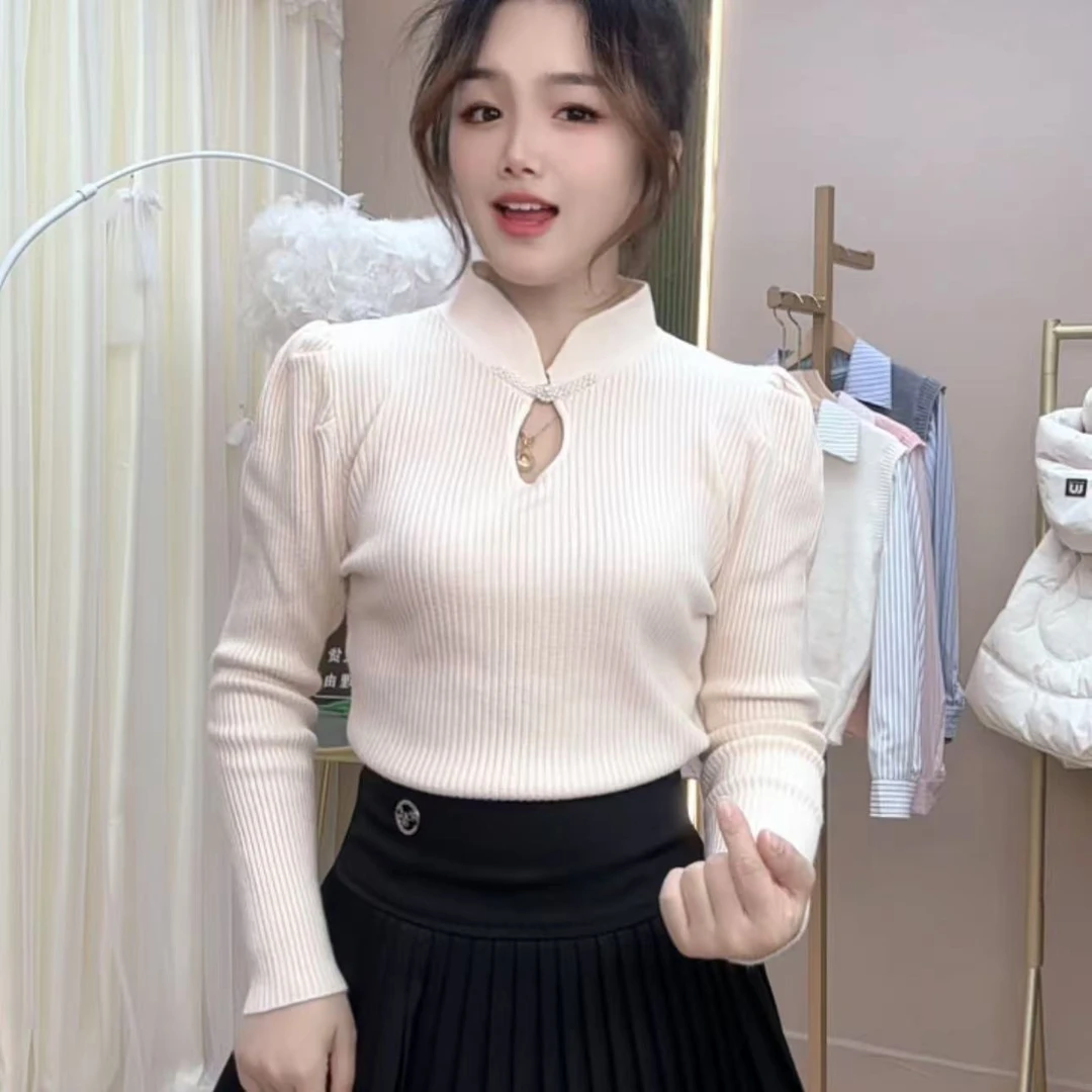新中式珍珠盘扣打底衫国风半高领镂空修身毛衣显瘦秋冬季针织衫女