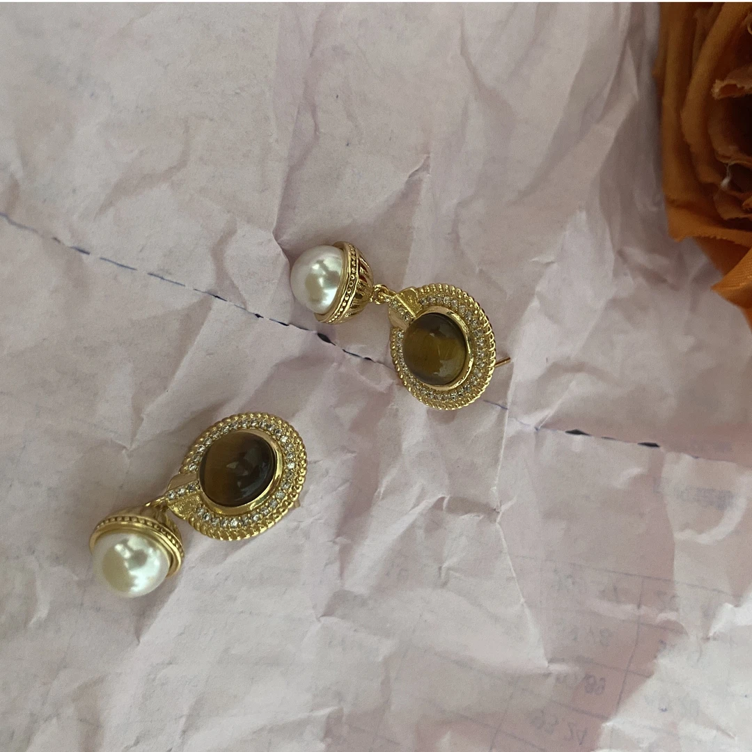 铜合金耳饰 法式复古小众知性风耳钉时尚优雅精致宫廷风
