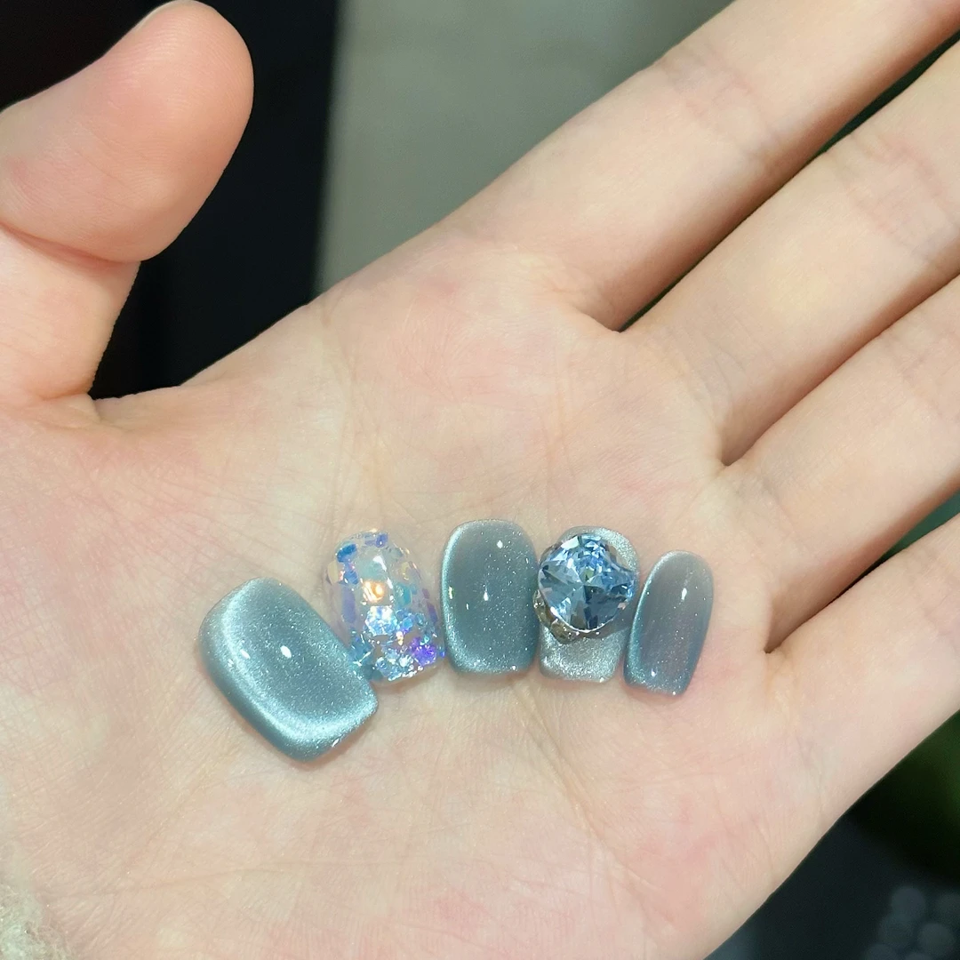 十三月·【玻璃海】限定·高质感爆闪手工穿戴美甲