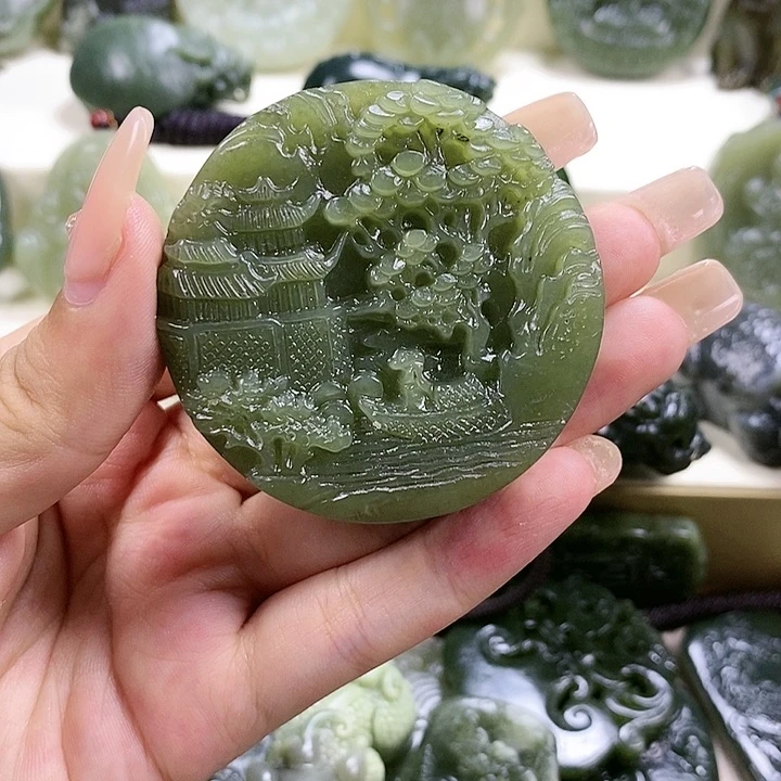 和田玉颈饰未镶嵌