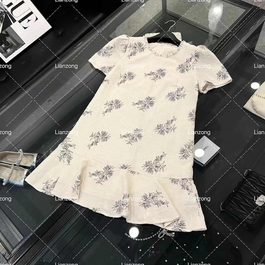 脸总-钉珠小香风连衣裙女欧货2024夏季新款泡泡袖刺绣鱼尾a字裙