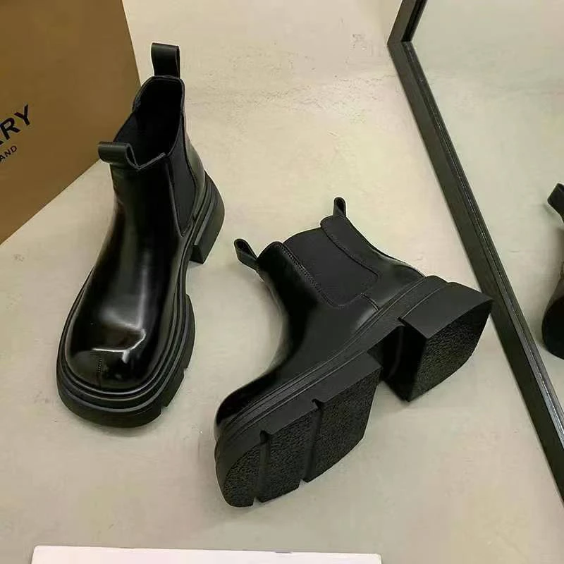 987-1【追梦】厚底短靴女2024新款春秋单靴英伦风百搭切尔西烟筒靴