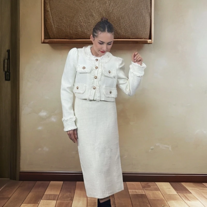 2024爆款女装连衣裙秋冬新款显瘦夏季复古白色气质时尚套装