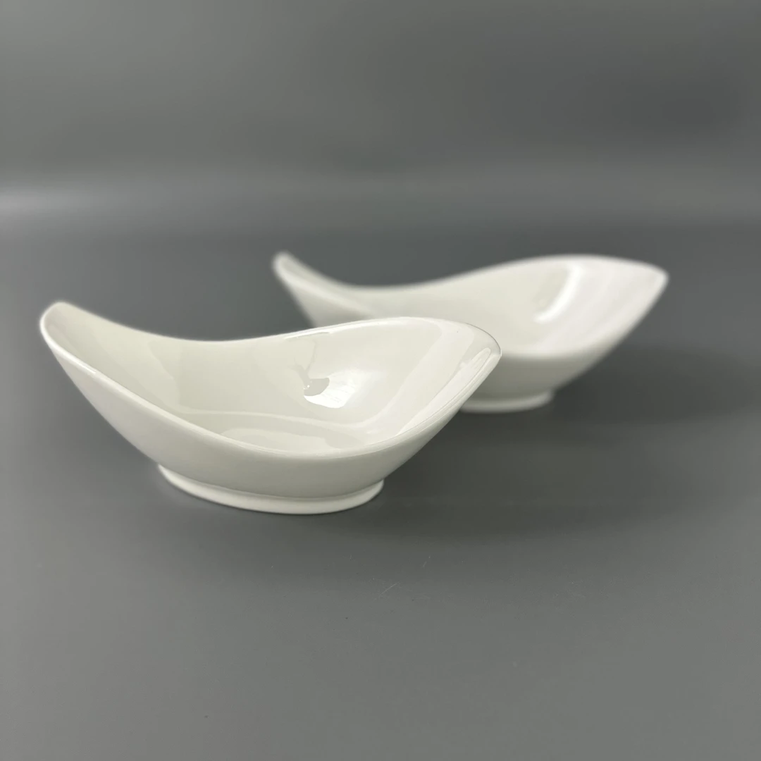 【YC家】20*11*4.5CM 异形碗 高温白瓷