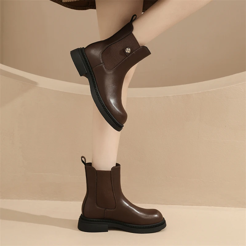 KEKAFU/珂卡芙女秋冬新款短靴时尚厚底英伦风圆头XK2304635