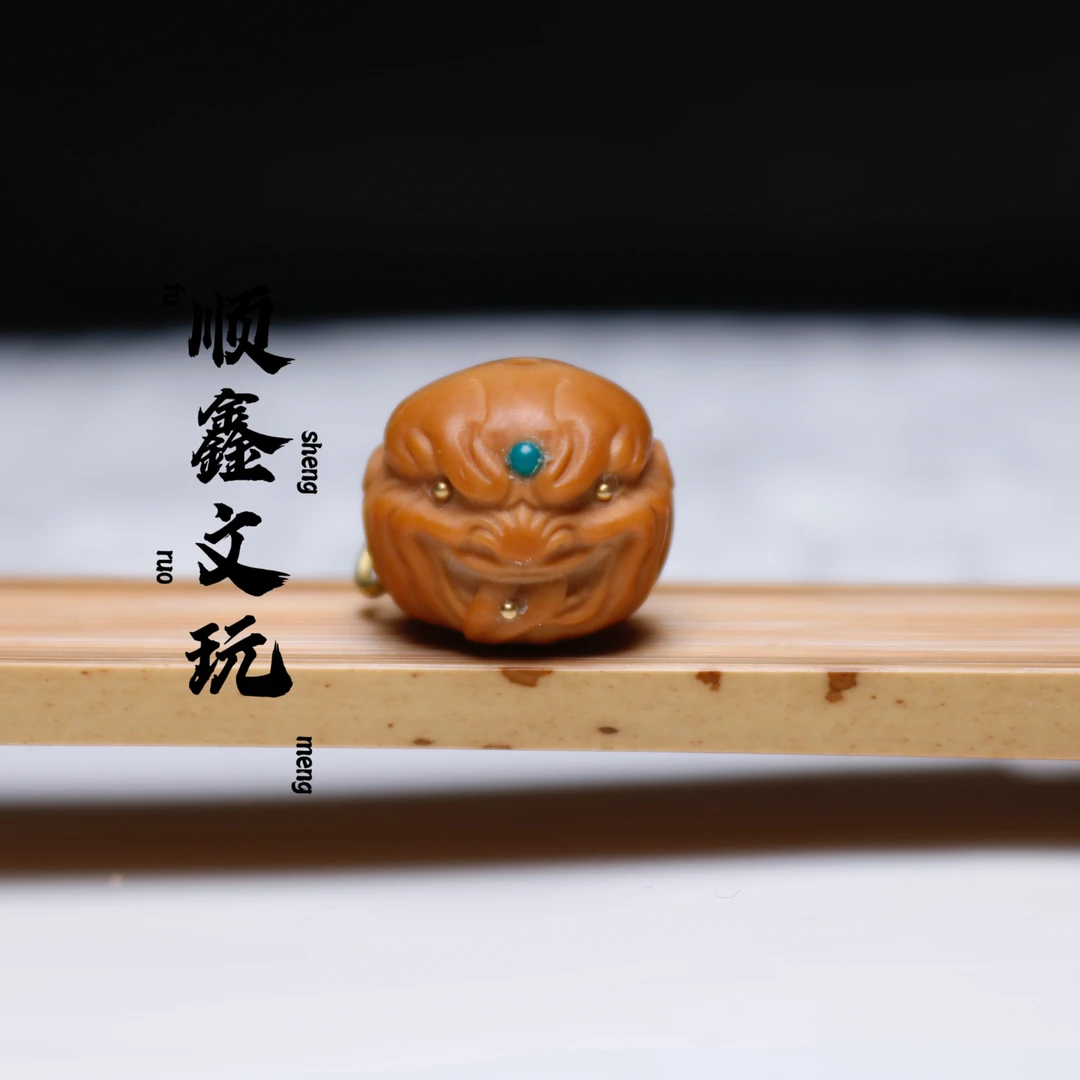 猴头核桃精品雕刻舔僧单籽