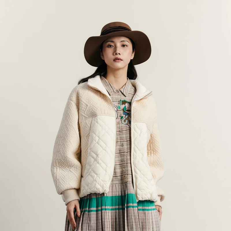 谜底立领短款羽绒服女2023冬新品时尚百搭宽松拼接鸭绒234MY1587
