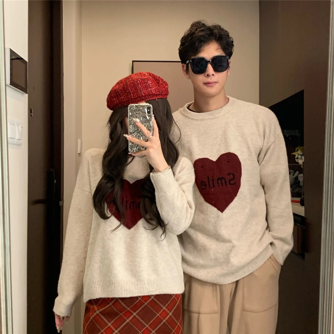 情侣装冬季韩版慵懒风红色爱心宽松新年圆领休闲男女长袖针织衫