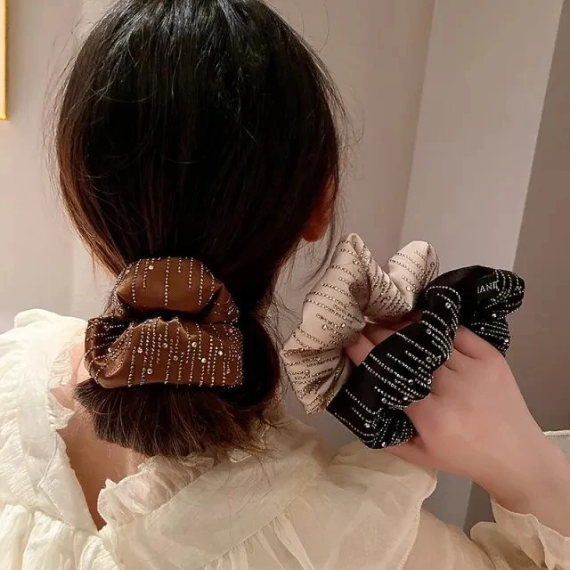 新款高级感珠光缎面水钻大肠圈女法式气质丸子头发圈小香风时尚搭