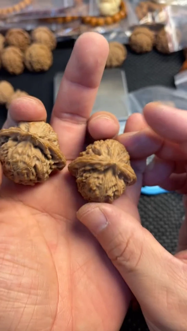 【闪购商品】桃核把件文玩核桃