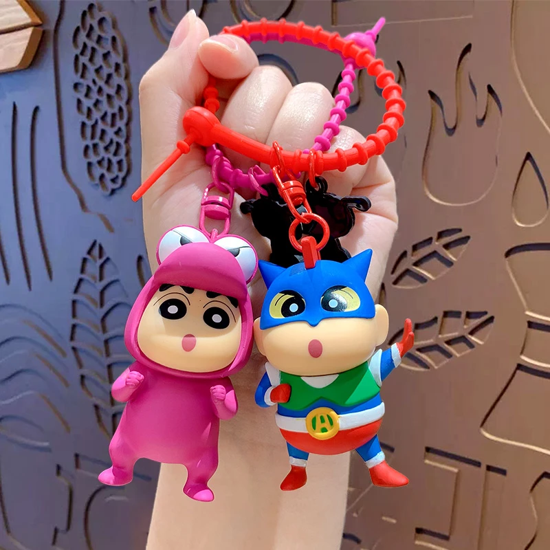 蜡笔小新汽车钥匙扣链2024年新款女精致可爱公仔男书包挂件挂饰品