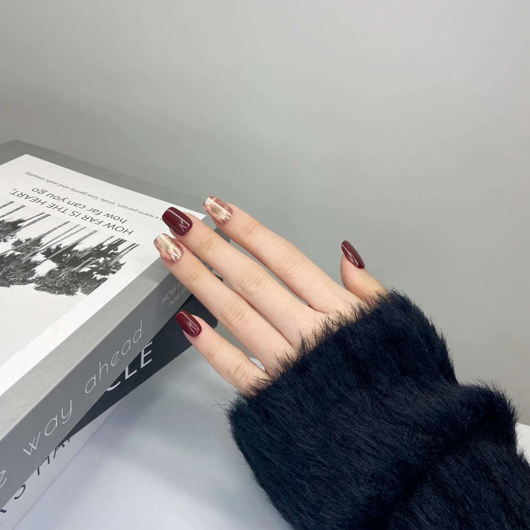 「阳光小镇」新年款复古格纹氛围感红色系手工穿戴甲红色新年战甲