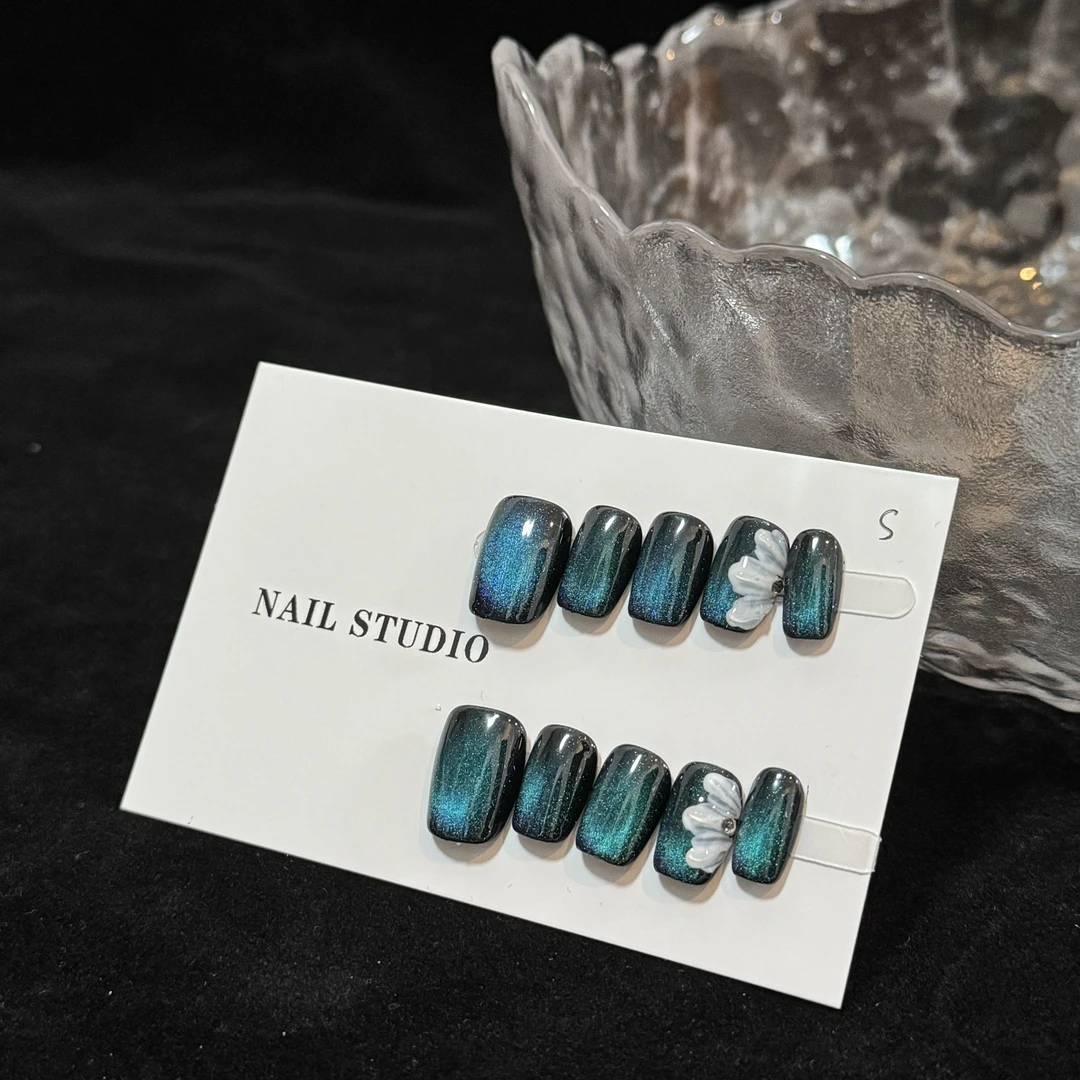 【绿森林】猫眼渐变紫色爆闪短款显白个性款纯手工穿戴甲可拆卸