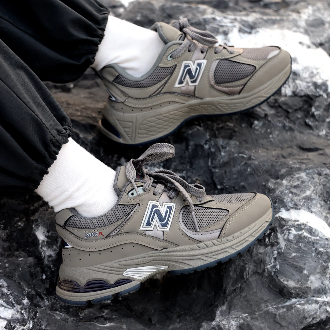 NEW BOLUNE/新百伦【起号福利】情侣透气复古百搭老爹慢跑鞋2002