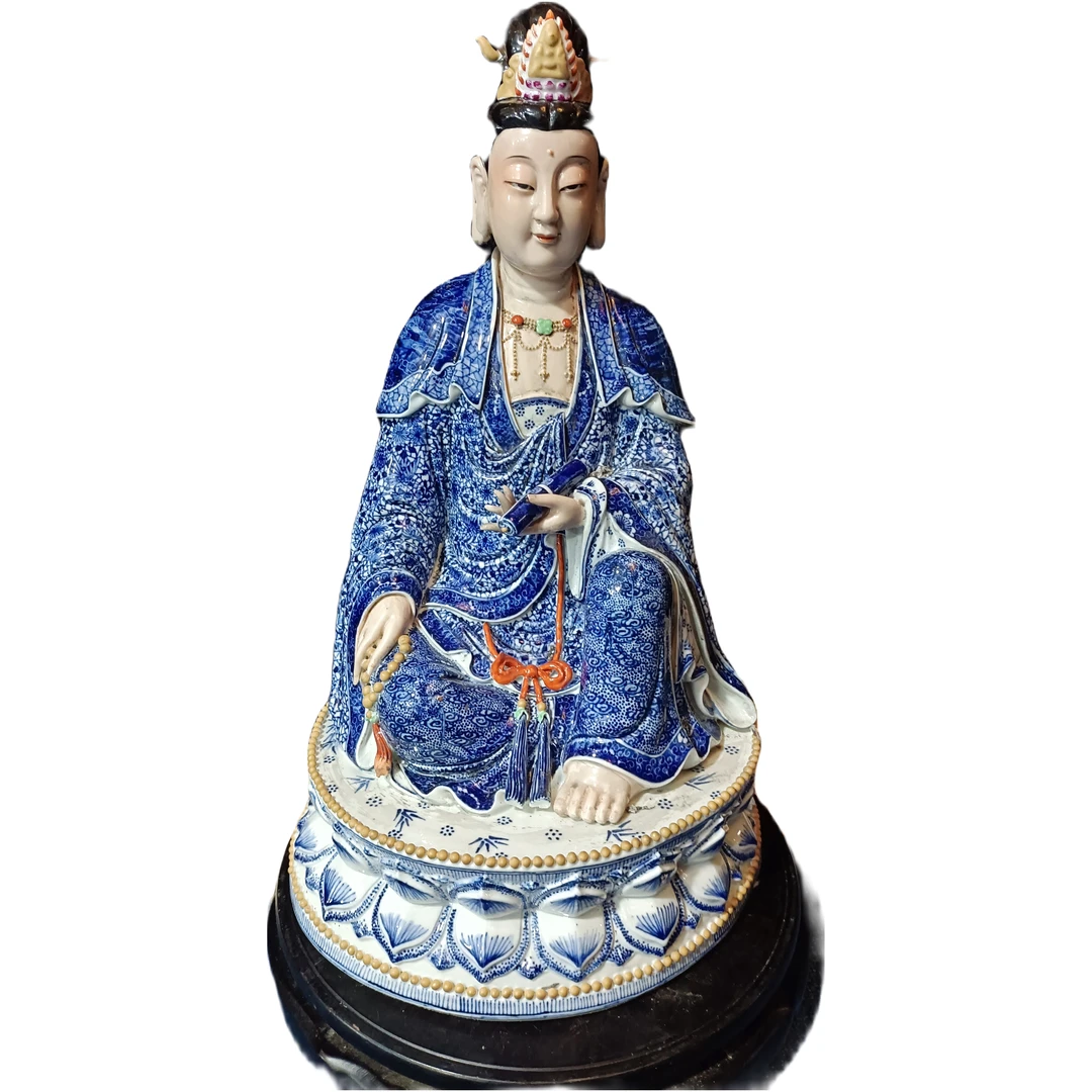 陶瓷故事精美绝伦的雕塑瓷《书经观音》