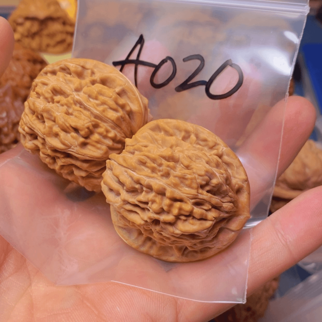 【闪购商品】文玩核桃吊坠郑*君40四座楼