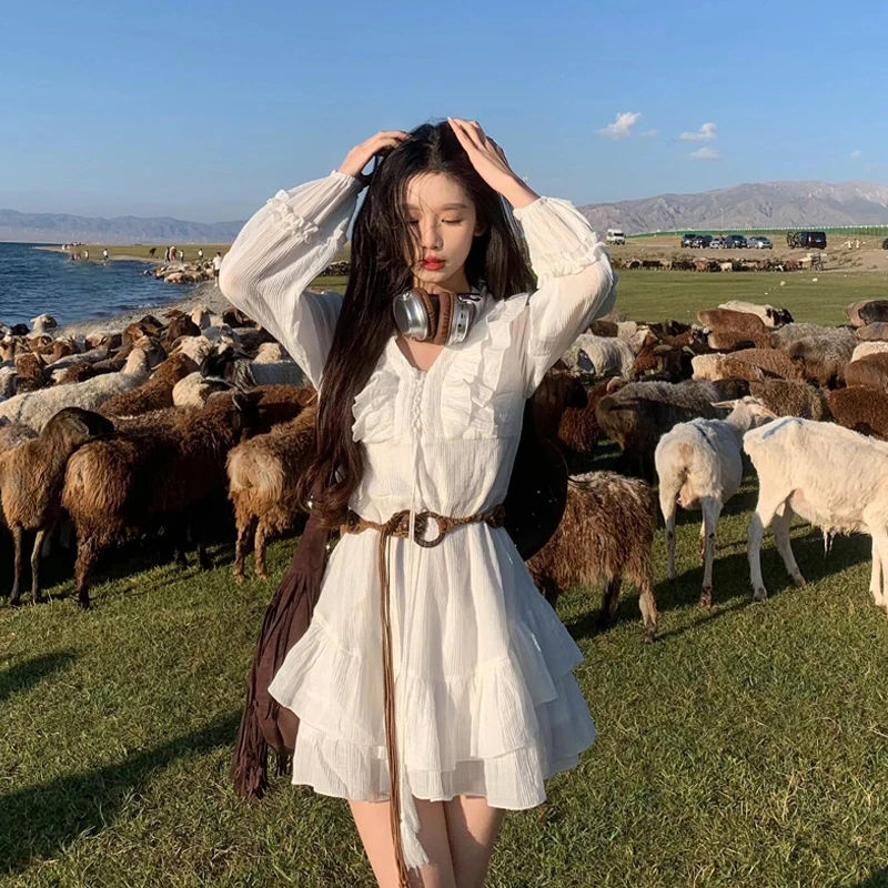 新疆草原青甘大环线旅游穿搭荷叶边连衣裙女夏西北川西旅行小个子