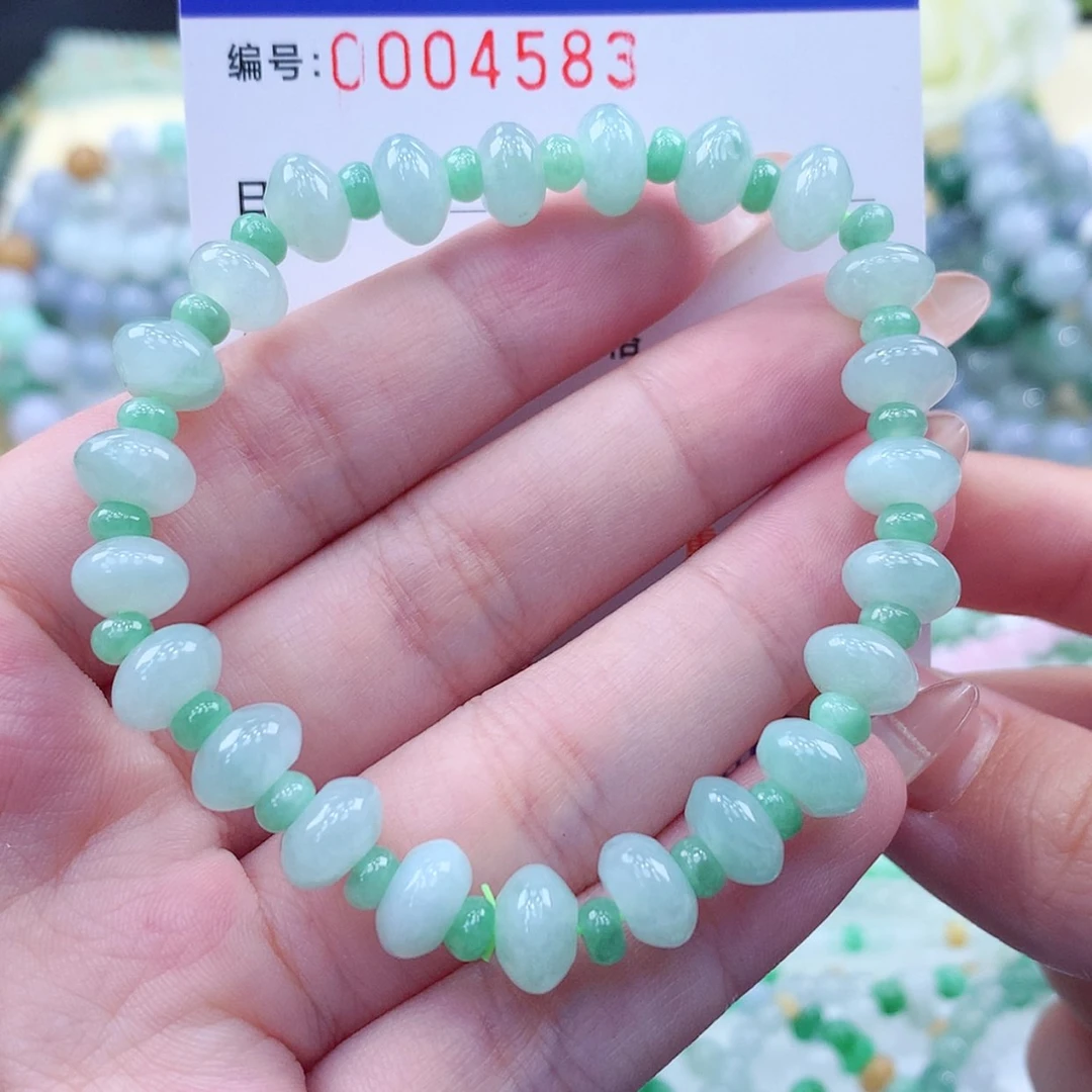 【闪购商品】翡翠颈饰未镶嵌缅甸天然a货翡翠