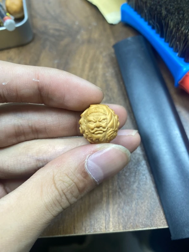 猴头手串单颗雕刻财宝天王