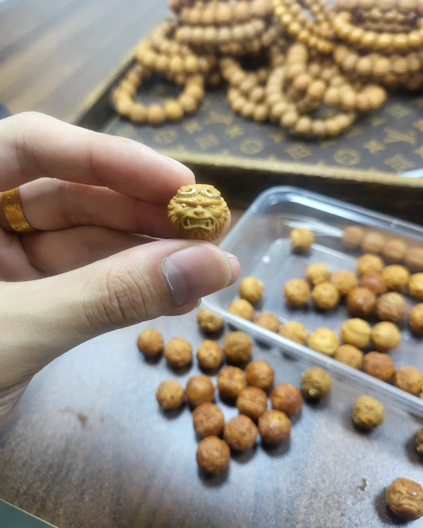 猴头手串单颗重工镶嵌金箍大圣