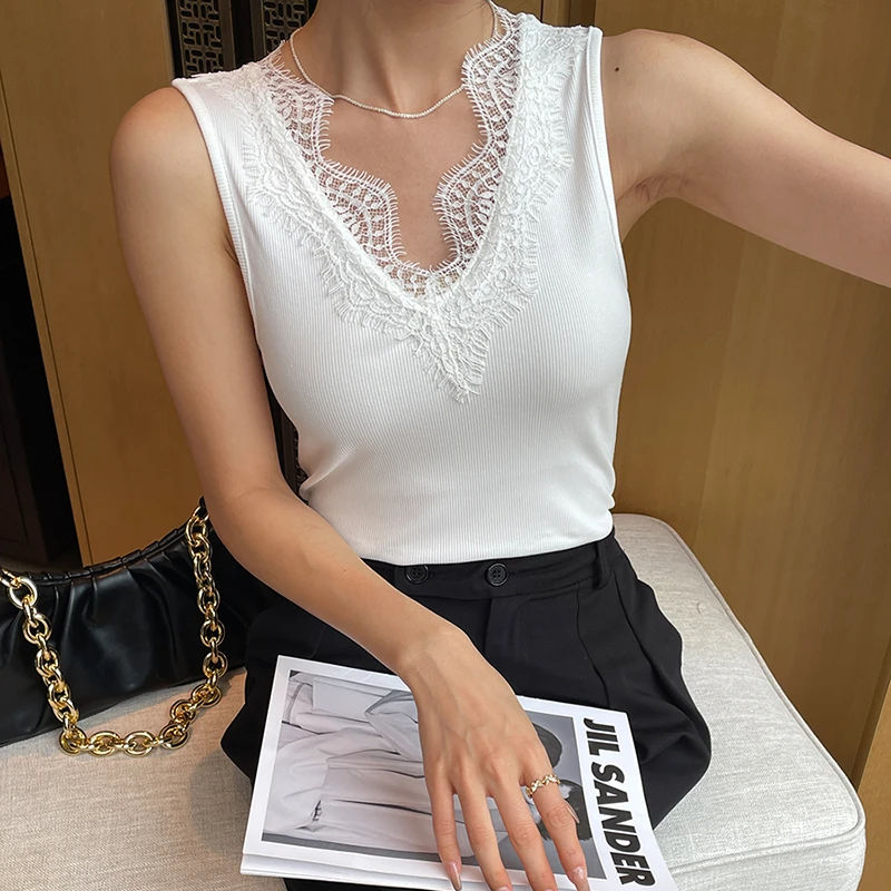 蕾丝花边吊带背心外穿2024夏季新款洋气修身弹力V领无袖上衣内搭