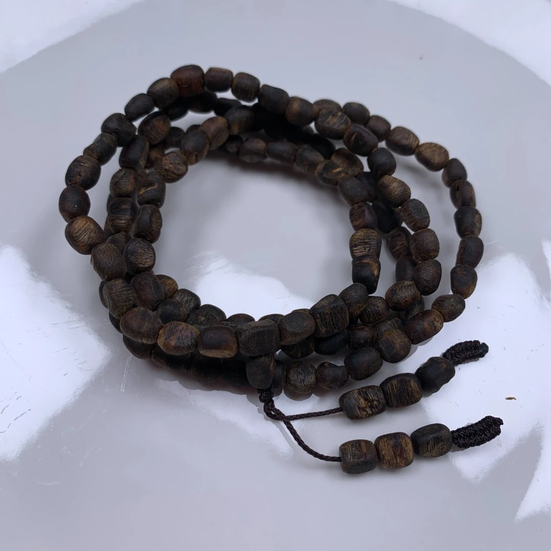 沉香18克高端沉水瘤疤虫漏老料奇楠沉香多圈手链随行不规则