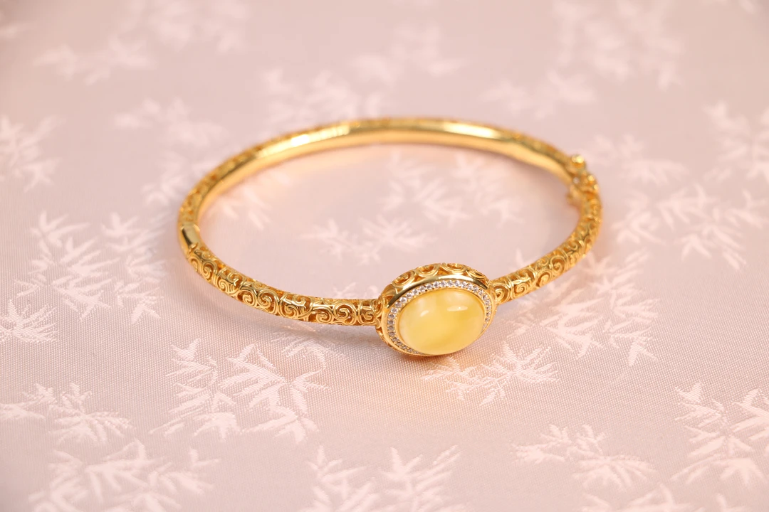 925银镶蜜蜡蛋面古风手镯