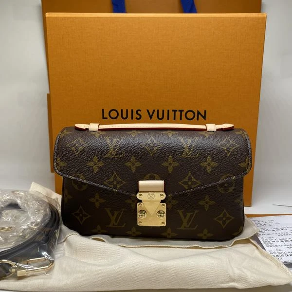 全新未使用 LouisVuitton/路易威登 范大范小邮差/8119 9179