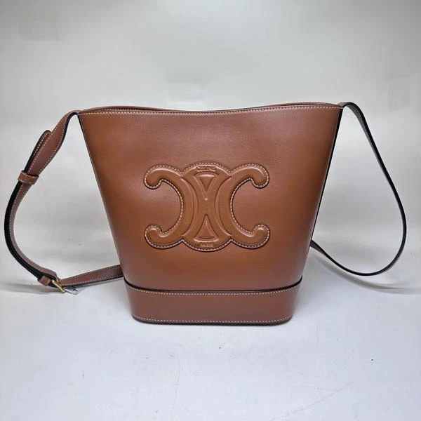 95新 Celine/思琳 范大范小号牛皮革水桶包/6829 8980