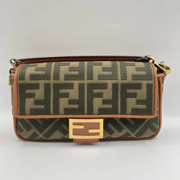 95新 FENDI/芬迪 范大范 BAGUETTE法棍中号/8317 3573