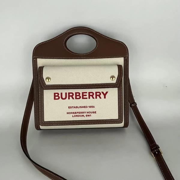 99新 BURBERRY/博柏利 范大范博柏利pockey邮差包/9085 1395