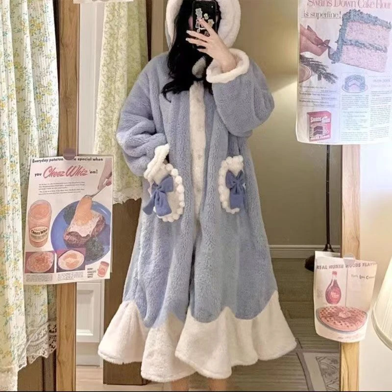 艾莎公主珊瑚绒睡衣女秋冬季加绒加厚保暖法兰绒连帽长款冬天睡袍