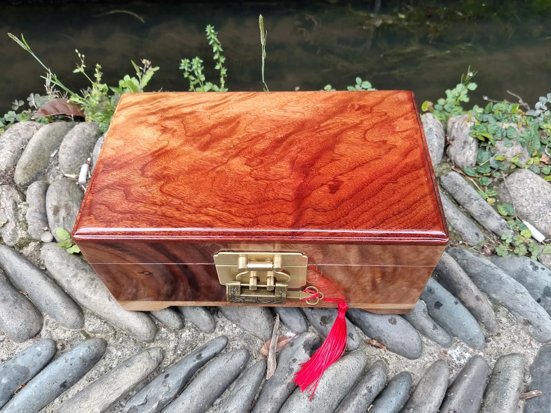 (中号)长宽高25/15/12香樟木银元文玩首饰盒收纳盒