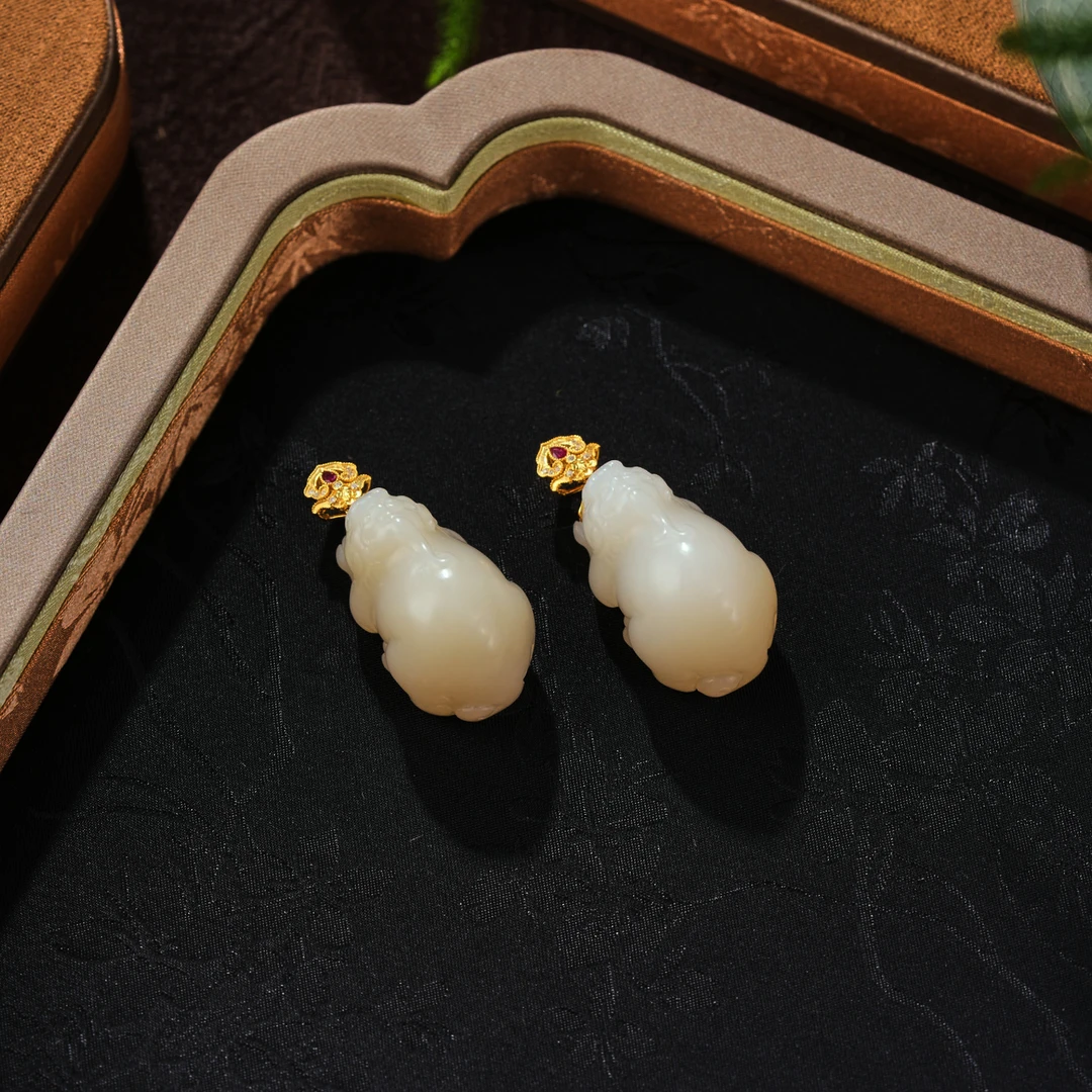 【博姐臻选】和田玉18K金典藏级貔貅吊坠D5427多样性发其一