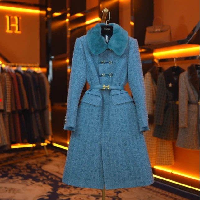 白鹅绒(袖子也加绒)英伦潮流时尚法式收腰鹅绒服DHZZR407315