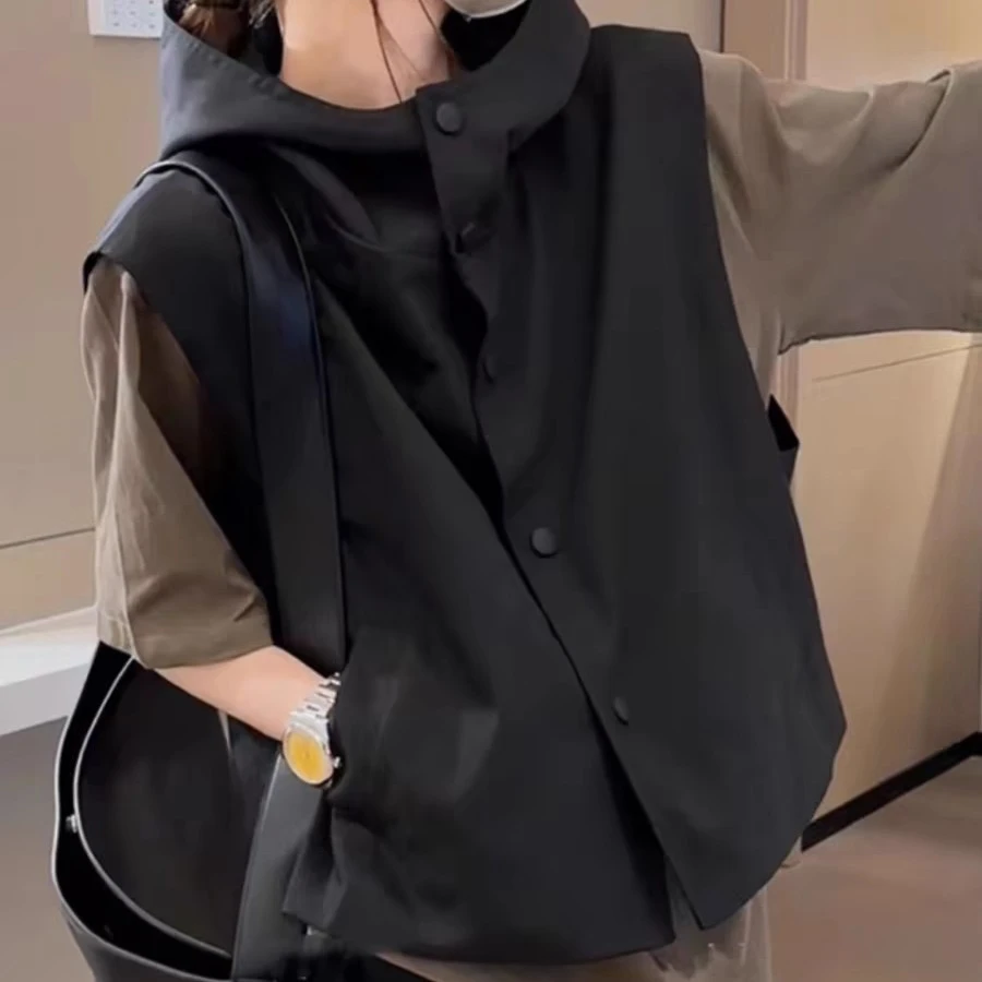 956#欧货马夹日系叠穿小坎肩连帽工装女士马甲流行时尚潮牌女装
