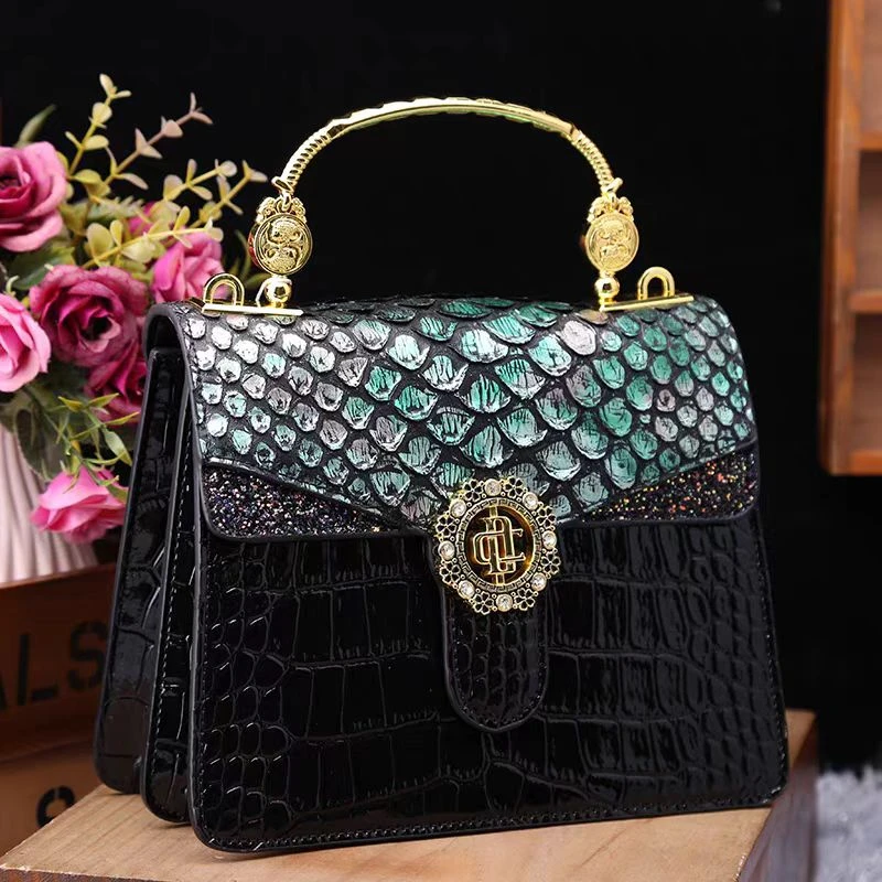 《宠粉福利》2024新款手提包龙鳞片小方包鳄鱼纹高级单肩斜挎小方包