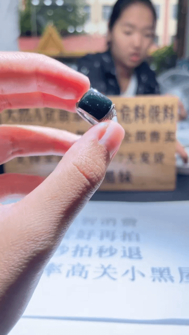 【闪购商品】翡翠挂件银S925镶嵌缅甸A货翡翠